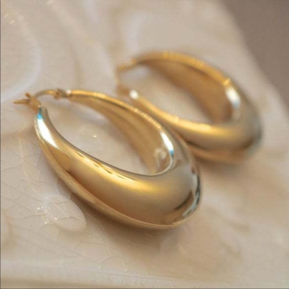 New 18K Gold 1.5” Hoop Earrings - Picture 3 of 7